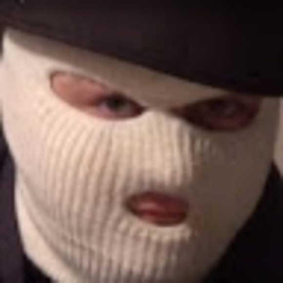 Meet your Posher, Hugo - Picture 1 of 1